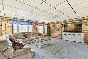 House (2 Bedrooms) | Front of property