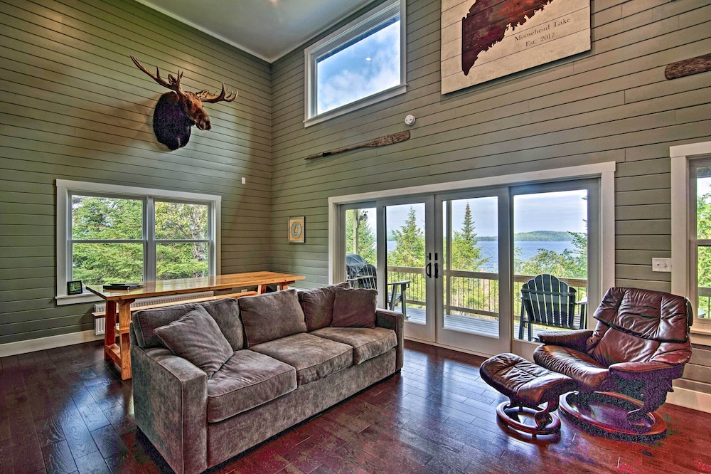 2-acre Lakefront Greenville Home w/ Cottage + Dock