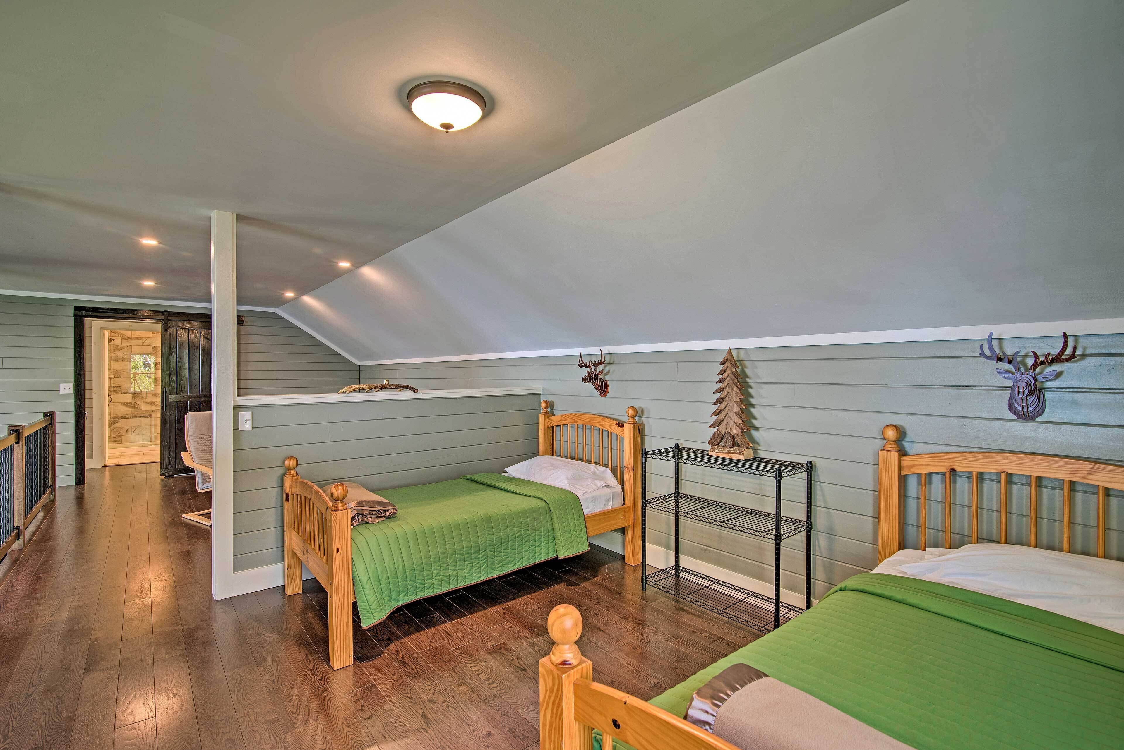 2-acre Lakefront Greenville Home w/ Cottage + Dock