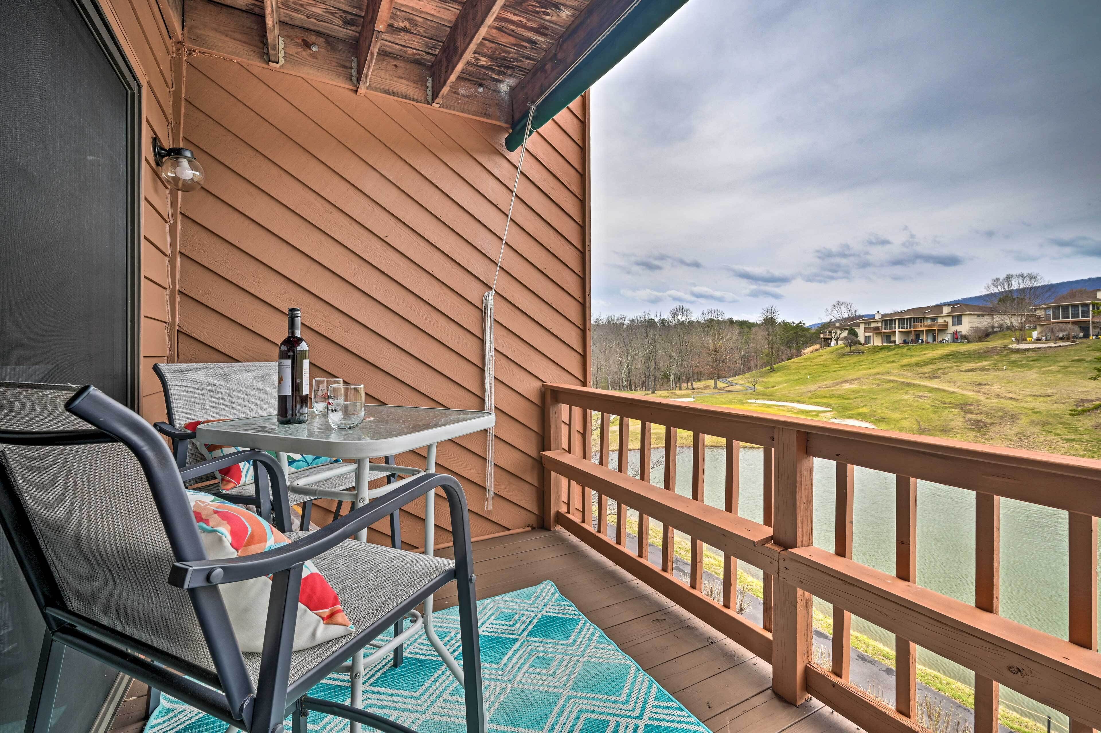 Hedgesville Vacation Rental w/ Deck & Patio