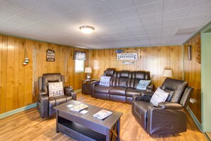 Maison (5 Bedrooms) | Coin séjour