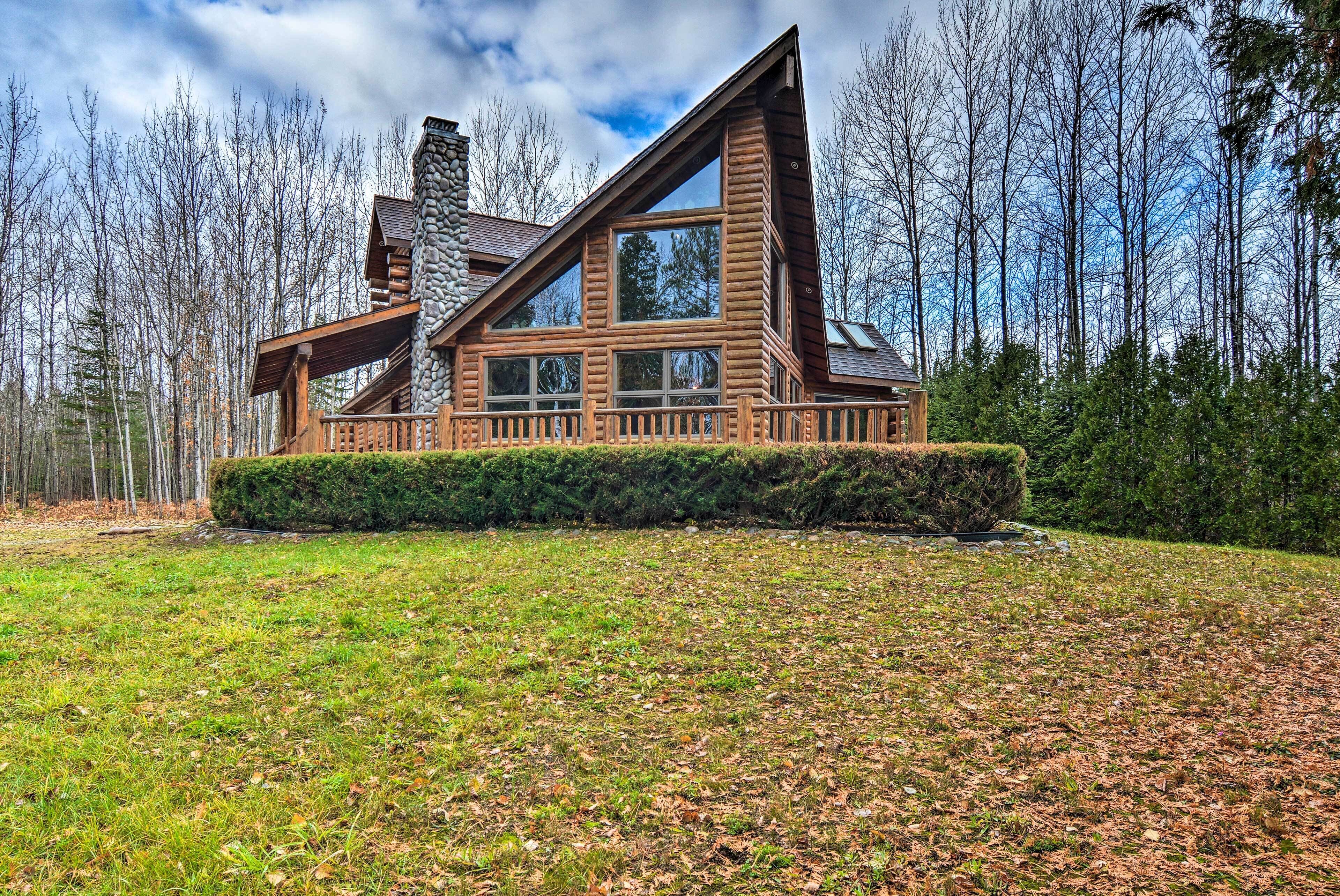 'camp Tony' w/ Trail Access: Walk to Lake Huron!