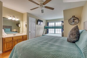 House (3 Bedrooms) | Interior - 1 Mi to Beach Access: Spacious Orange Beach Duplex (Orange Beach)