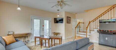 House (3 Bedrooms) | Front of property