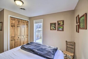 Apartment (2 Bedrooms) | Interior - Comfy Damascus Apartment - Walkable Location (Damascus)