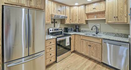 Comfy Damascus Apartment - Walkable Location