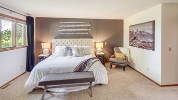 House (3 Bedrooms) | Interior