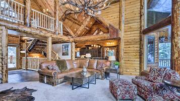 House (5 Bedrooms) | Front of property