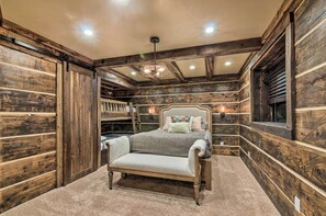 Talo (5 Bedrooms) | Sisätilat