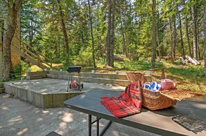 Interior - 'dragonwood Castle' on Waterfront w/ Stunning View (Prospect Harbor)