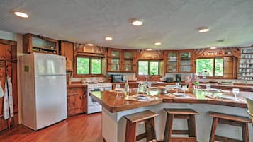 Cottage (3 Bedrooms) | Interior