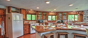 'dragonwood Castle' on Waterfront w/ Stunning View