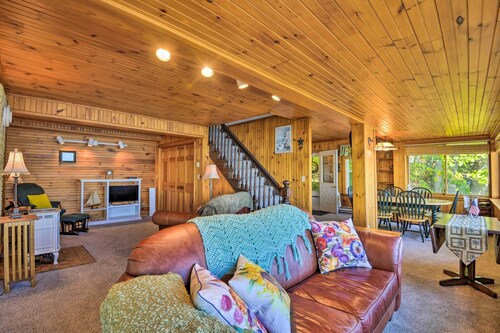 Epic Waterfront Wellesley Island Getaway!