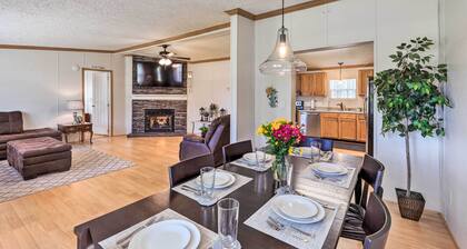 Arapahoe Home w/ Fireplace Near Deer Hunting