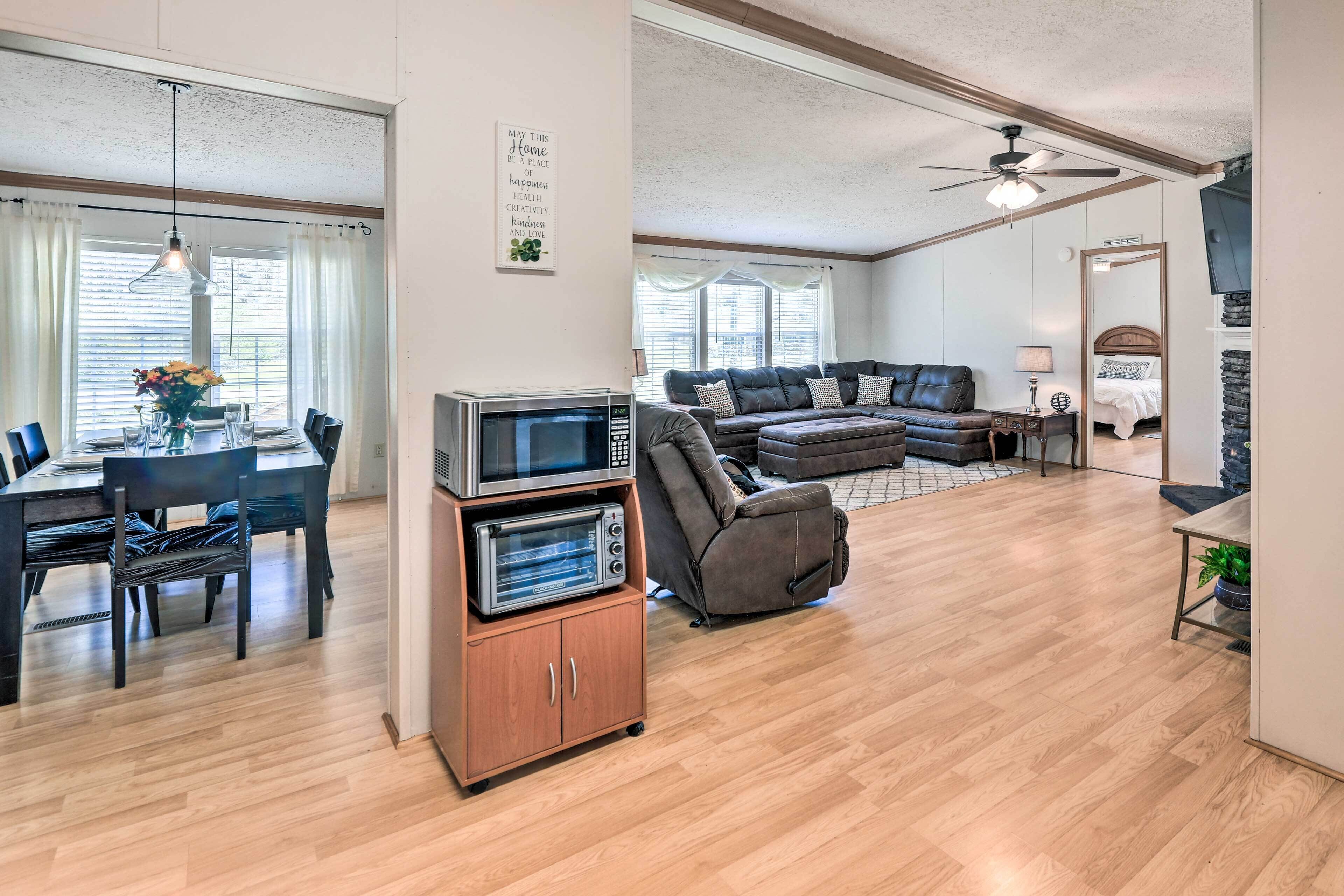 House (3 Bedrooms) | Interior