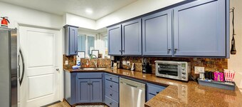 ドッグ  フレンドリー オークハースト ホーム : ウォーク トゥ ダウンタウン !