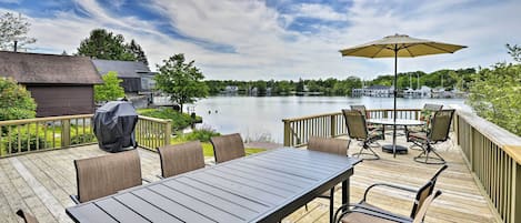 Cottage (4 Bedrooms) | Tempat makan luar