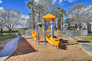 Interior - Beautiful St George Condo ~ 5 Mi to Downtown! (St. George)