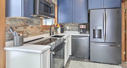 Cabin on Lake Superior ~ 11 Mi to Bayfield!