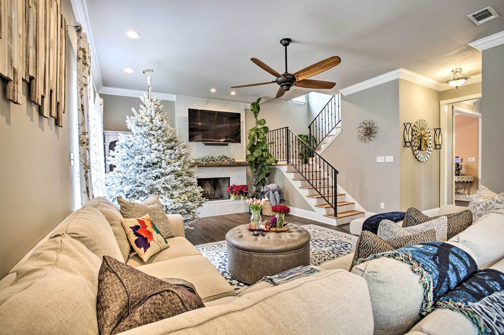 Luxe Home w/ Yard Near Lake Pontchartrain!