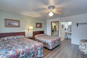 Apartment (0 Bedroom) | Interior - Loveland Vacation Rental: Pets Welcome (Loveland)