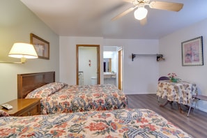 Apartment (0 Bedroom) | Interior - Loveland Vacation Rental: Pets Welcome (Loveland)