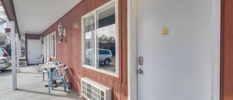 Apartment (0 Bedroom) | Interior