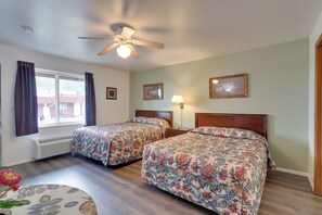 Apartment (0 Bedroom) | Interior - Loveland Vacation Rental: Pets Welcome (Loveland)