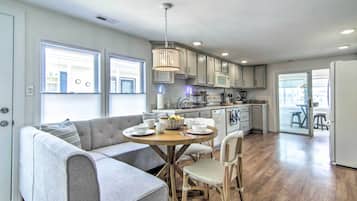 Rumah (3 Bedrooms) | Interior