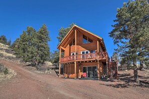 House (3 Bedrooms) | Interior - Cripple Creek Escape With Deck + Mountain Views! (Cripple Creek)