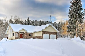 Exterior - Family-friendly Driggs House w/ Deck + Views (Tetonia)