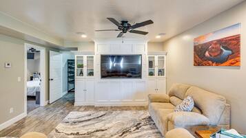 Apartemen (3 Bedrooms) | Interior