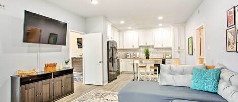 Apartment (2 Bedrooms) | Front of property