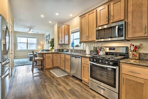 House (3 Bedrooms) | Interior - Gypsum Home w/ Patio: Between Glenwood & Vail (Gypsum)