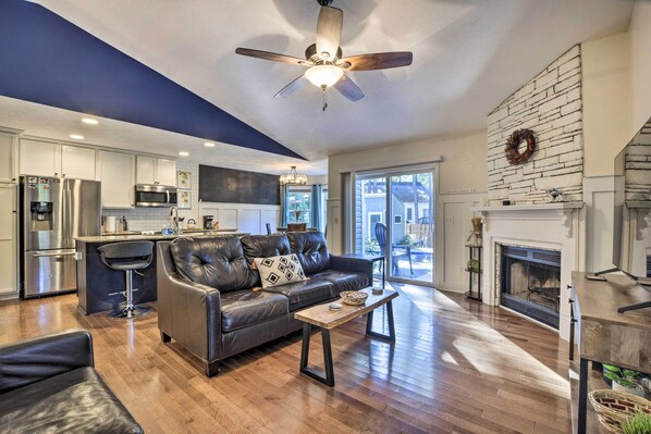 House (3 Bedrooms) | Interior
