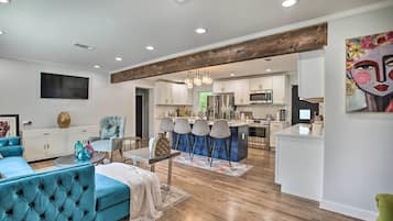 Talo (4 Bedrooms) | Sisätilat