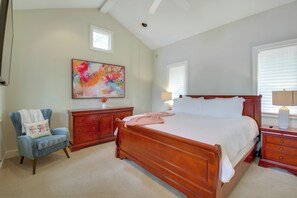 House (3 Bedrooms) | Interior - Boat Dock, Personal Watercraft: Lake Hamilton Home (Hot Springs)