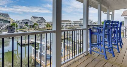 Gorgeous OIB Escape w/ Dock & Canal View!