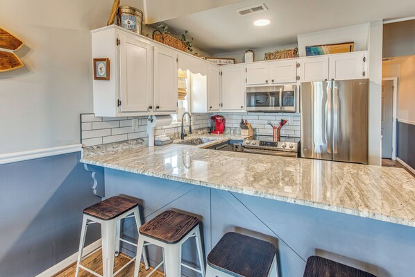 House (3 Bedrooms) | Interior - Gorgeous OIB Escape w/ Dock & Canal View! (Ocean Isle Beach)