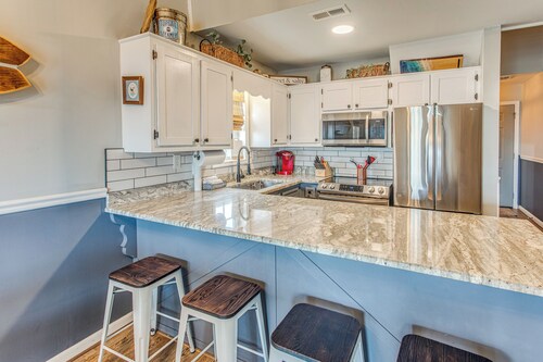 Gorgeous OIB Escape w/ Dock & Canal View!
