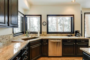 Hus (4 Bedrooms) | Innvendig