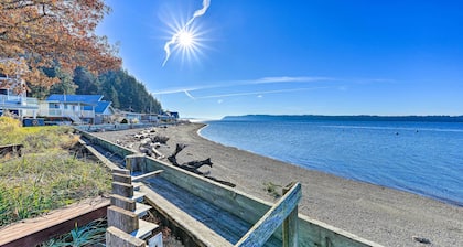 Mckees Beach House w/ Ocean Views, Hot Tub!