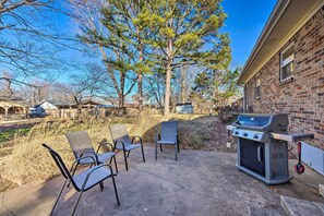 House (2 Bedrooms) | Interior - Bentonville Home ~ 1 Mi From Downtown! (Bentonville)