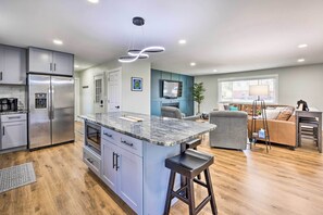 House (2 Bedrooms) | Interior - Bentonville Home ~ 1 Mi From Downtown! (Bentonville)