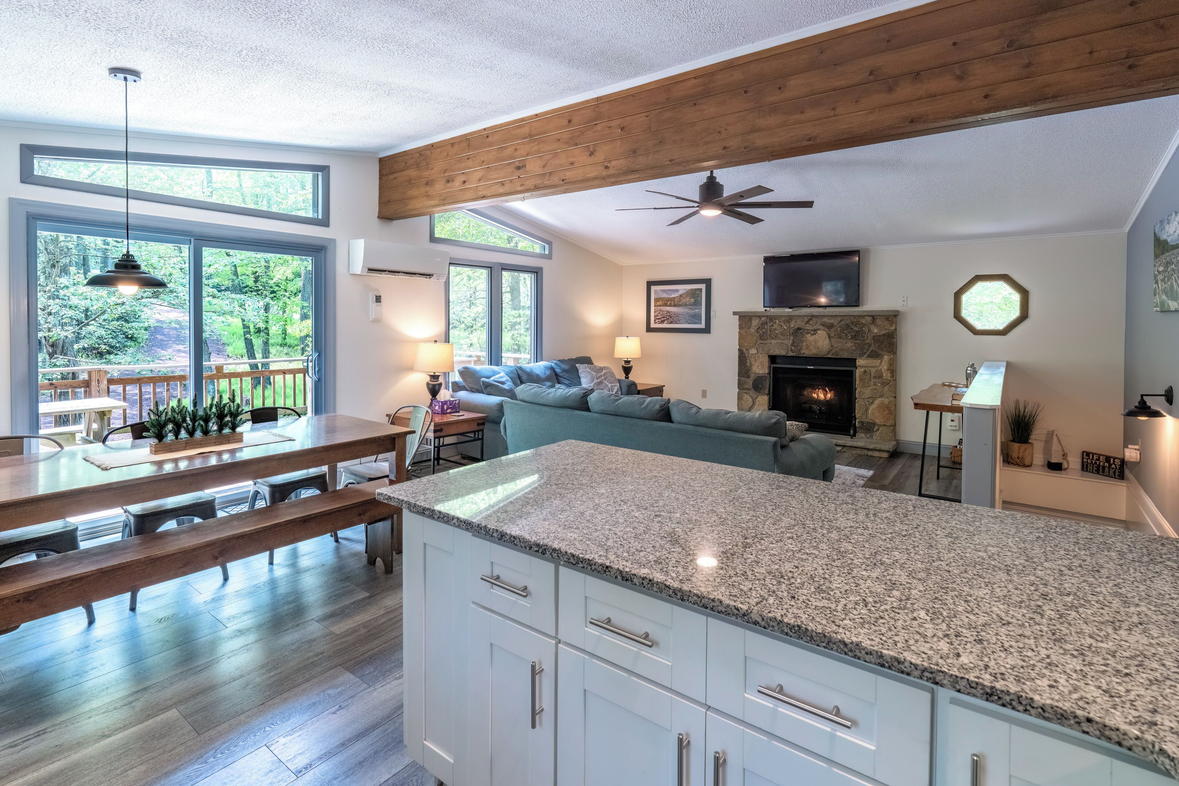 House (5 Bedrooms) | Interior