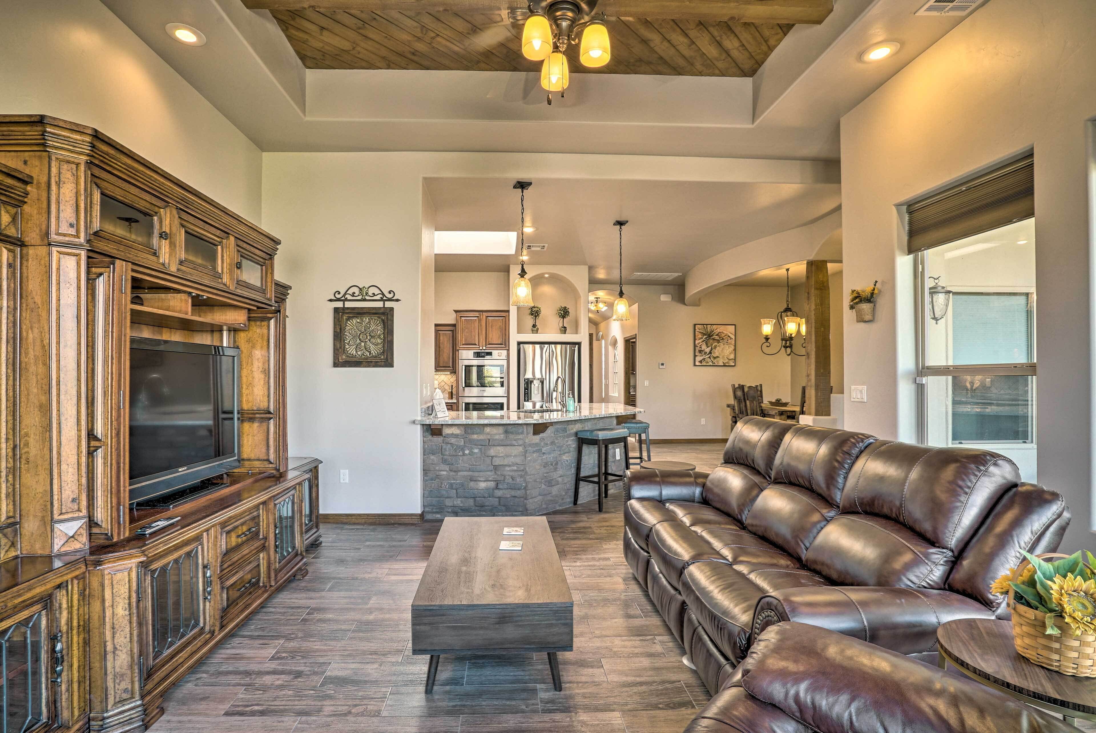 House (3 Bedrooms) | Interior