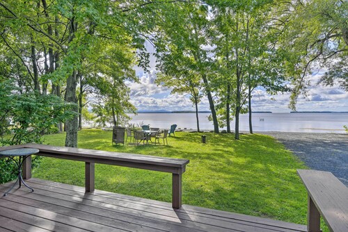 Cozy Lake Champlain Cottage w/ Private Beach!