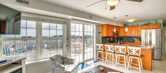 North Wildwood Condo - Beach Across Street!