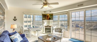 North Wildwood Condo - Beach Across Street!