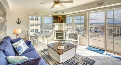 North Wildwood Condo - Beach Across Street!